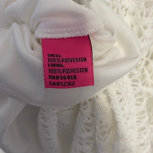 Elegant White Lace Dress - Picture 14 of 16